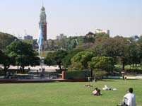 Torre de los Ingleses från Plaza San Martín